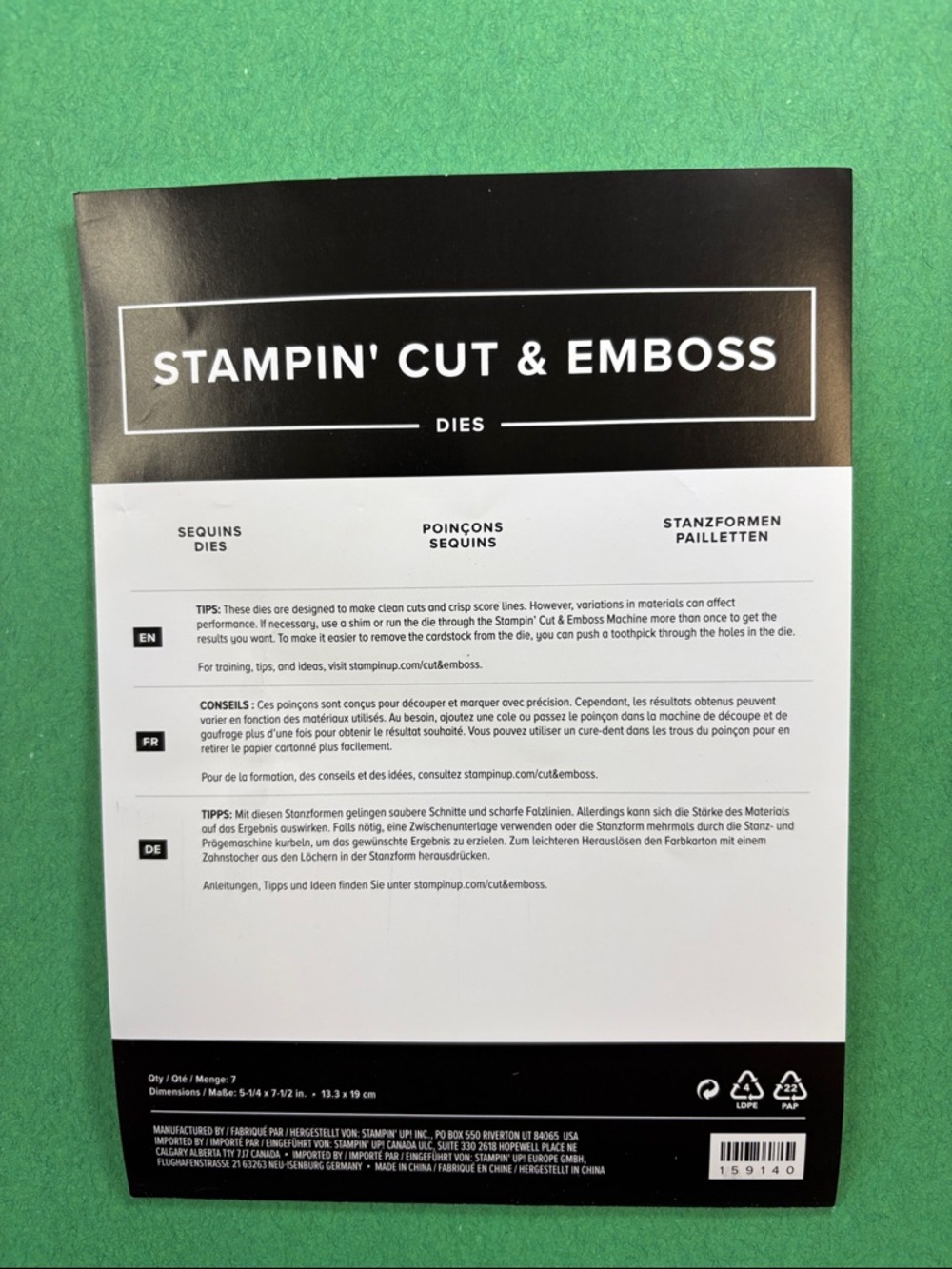 Stampin' Cut & Emboss Dies - Black & White Packaging